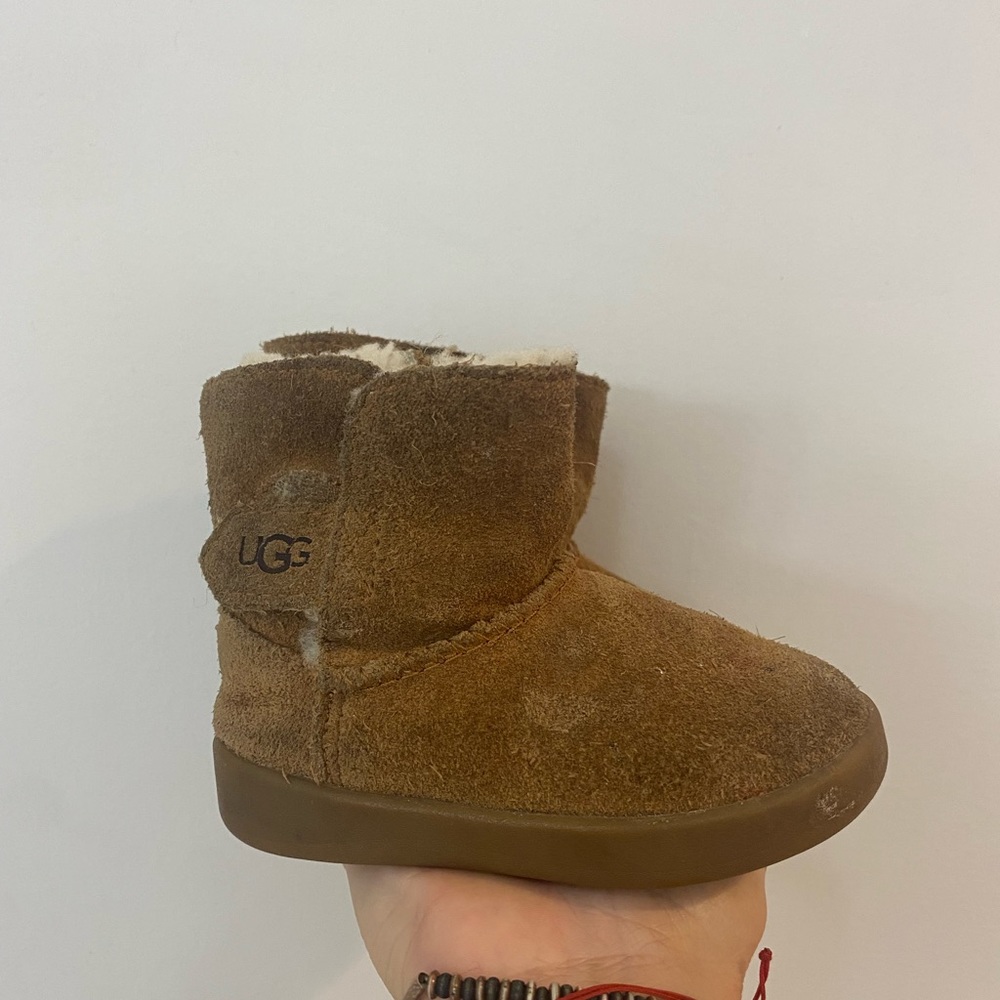 Baby uggs - Picture 2 of 8